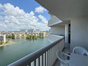 1000 Island Blvd 911, Aventura FL 33160