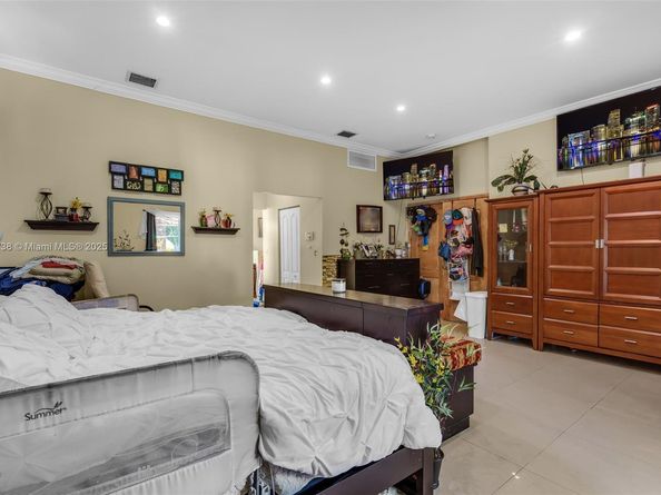 3135 SW 80th Ave, Miami FL 33155