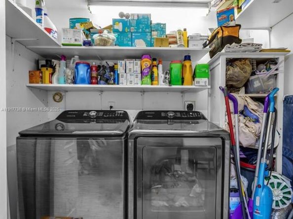 3135 SW 80th Ave, Miami FL 33155