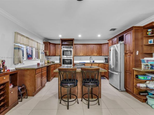 3135 SW 80th Ave, Miami FL 33155