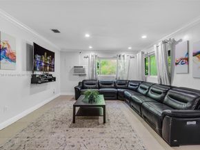 3135 SW 80th Ave, Miami FL 33155