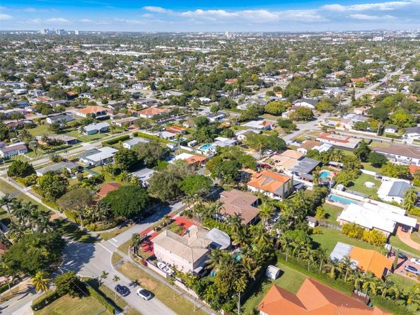 3135 SW 80th Ave, Miami FL 33155