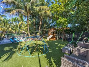 3135 SW 80th Ave, Miami FL 33155