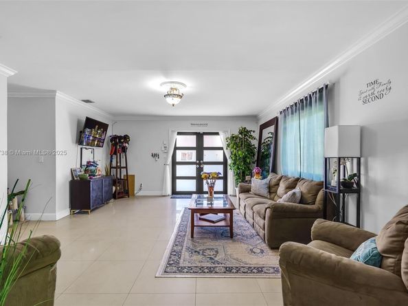 3135 SW 80th Ave, Miami FL 33155