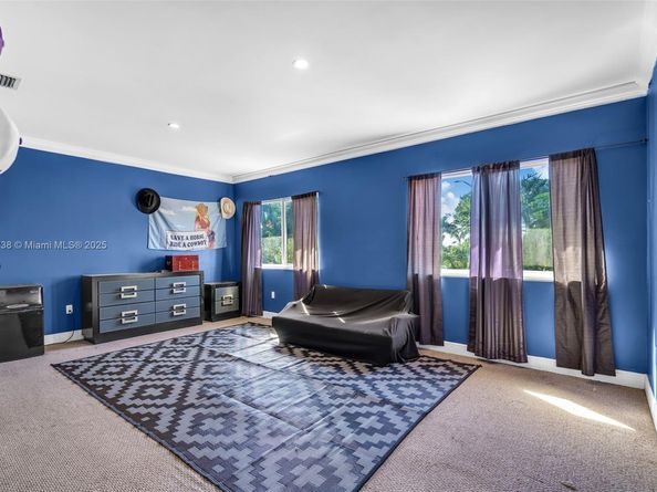 3135 SW 80th Ave, Miami FL 33155