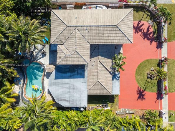 3135 SW 80th Ave, Miami FL 33155