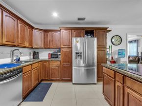 3135 SW 80th Ave, Miami FL 33155