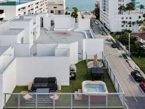 481 NE 29th St 706, Miami FL 33137