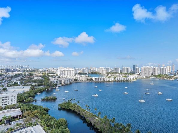 17301 Biscayne Blvd 2302, North Miami Beach FL 33160