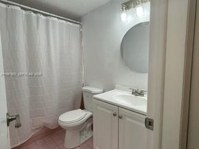 1530 SW 2nd St 105, Miami FL 33135