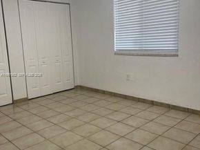1530 SW 2nd St 105, Miami FL 33135