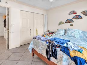 18840 NW 57th Ave 107, Hialeah FL 33015