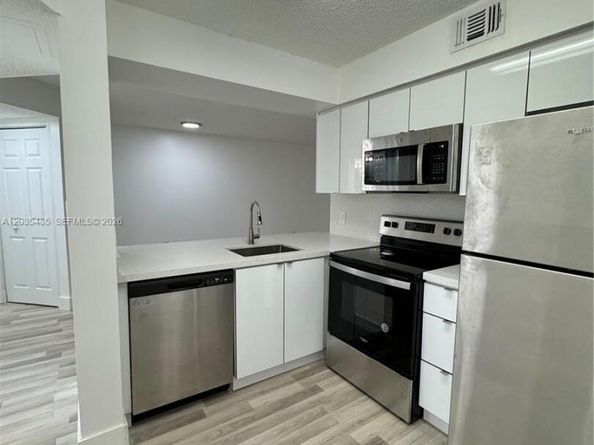 Undisclosed Address #A12035485, Coral Springs FL 33071
