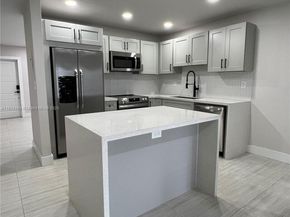 3826 SW 107th Ave 22, Miami FL 33165