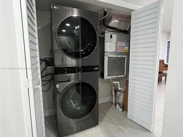 3826 SW 107th Ave 22, Miami FL 33165