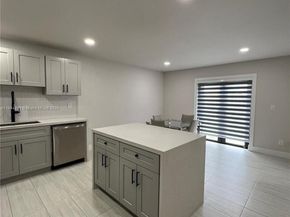 3826 SW 107th Ave 22, Miami FL 33165