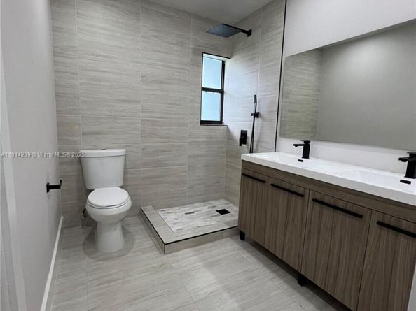 3826 SW 107th Ave 22, Miami FL 33165