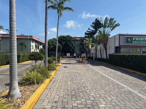 807 W Oakland Park Blvd G1, Oakland Park FL 33311