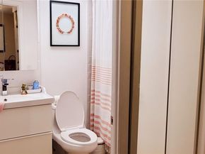 17890 W Dixie Hwy 515, North Miami Beach FL 33160