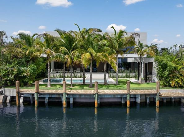 13225 Arch Creek Terr, North Miami FL 33181