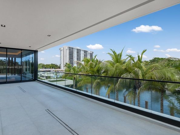 13225 Arch Creek Terr, North Miami FL 33181