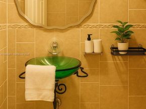 1545 NW 8th Ter, Miami FL 33125