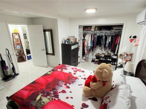 1545 NW 8th Ter, Miami FL 33125