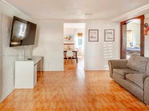 1545 NW 8th Ter, Miami FL 33125