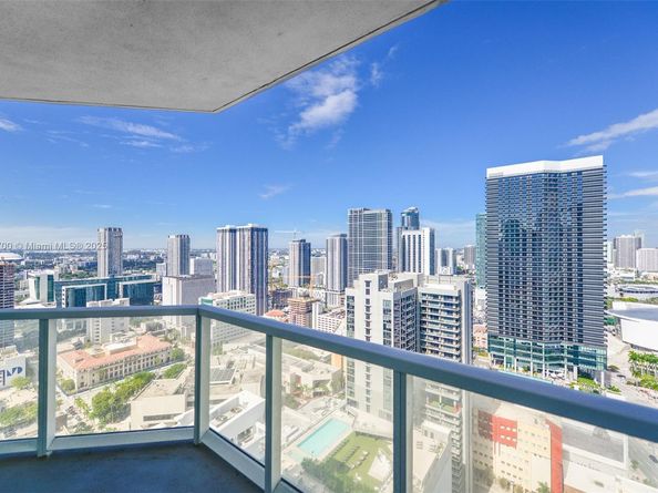253 NE 2nd St 3902, Miami FL 33132