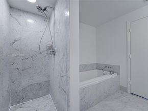 253 NE 2nd St 3902, Miami FL 33132