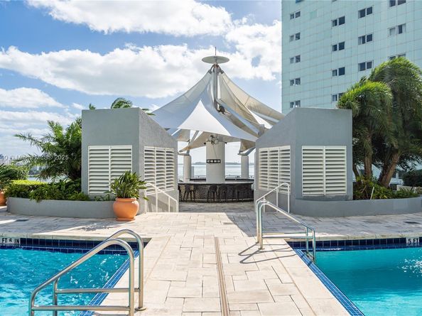 253 NE 2nd St 3902, Miami FL 33132
