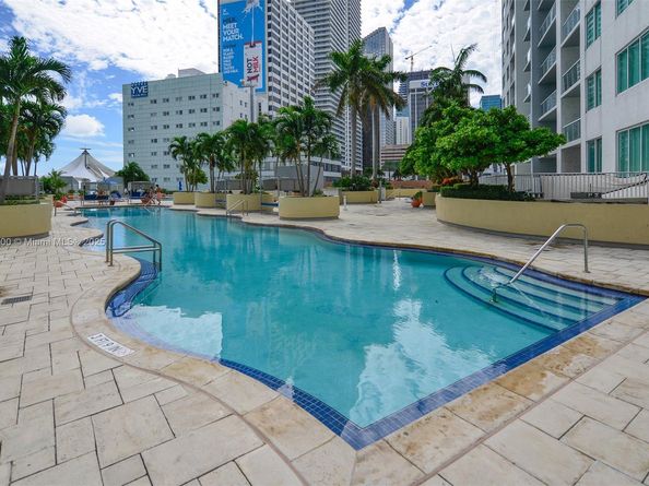 253 NE 2nd St 3902, Miami FL 33132