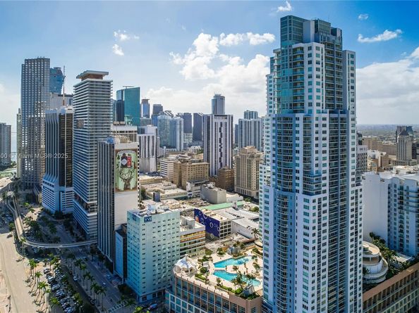 253 NE 2nd St 3902, Miami FL 33132