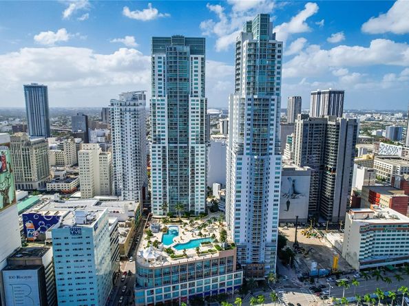 253 NE 2nd St 3902, Miami FL 33132