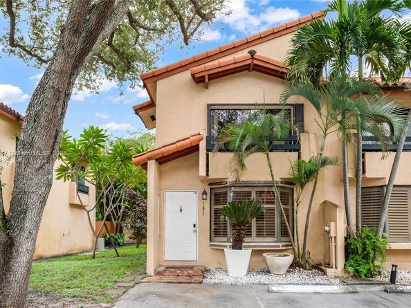 7877 SW 102nd Ln, Miami FL 33156