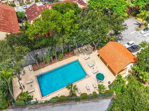 7877 SW 102nd Ln, Miami FL 33156