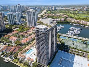 19667 Turnberry Way 8K, Aventura FL 33180