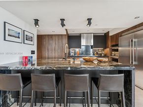 19667 Turnberry Way 8K, Aventura FL 33180