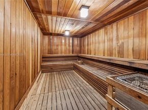 19667 Turnberry Way 8K, Aventura FL 33180