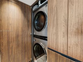 19667 Turnberry Way 8K, Aventura FL 33180