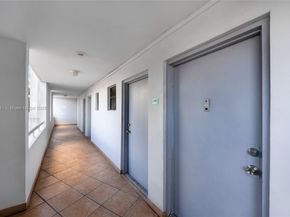 6830 Indian Creek Dr 1D, Miami Beach FL 33141