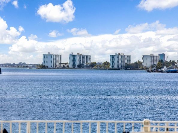 6830 Indian Creek Dr 1D, Miami Beach FL 33141