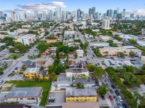 1131 SW 7th St, Miami FL 33130