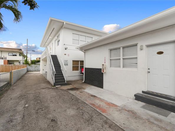 1131 SW 7th St, Miami FL 33130