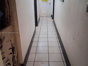 960 SW 13th Ct, Miami FL 33135