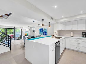 7018 SW 53rd Ln, Miami FL 33155