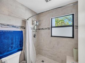 7018 SW 53rd Ln, Miami FL 33155