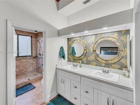 7018 SW 53rd Ln, Miami FL 33155