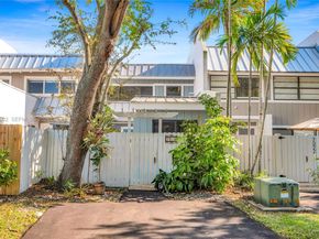 7018 SW 53rd Ln, Miami FL 33155