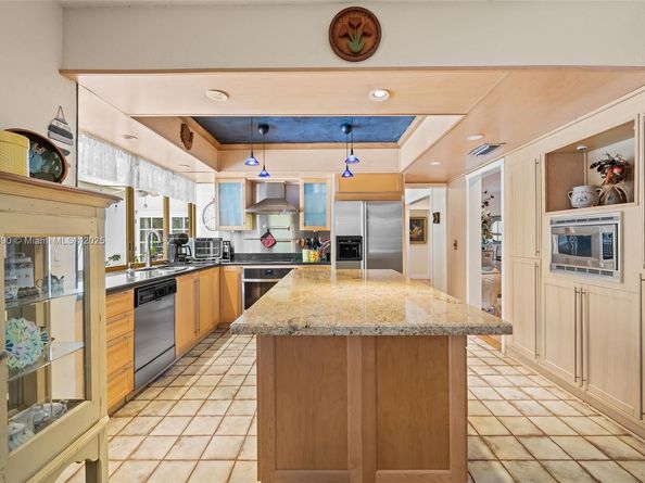 5414 W Park Rd, Hollywood FL 33021